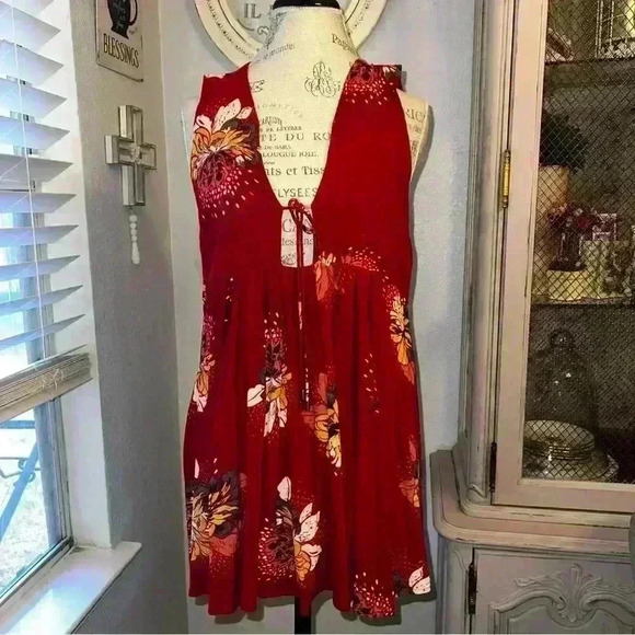 Free People Floral Red Women's Top size small - Picture 3 of 7